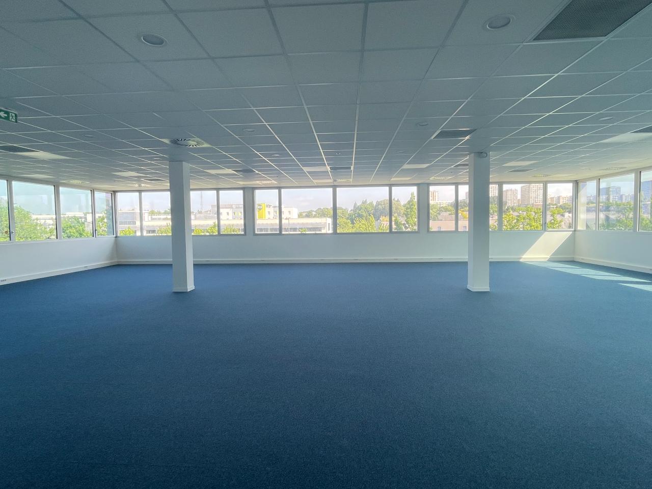 Bureau Rennes 585m² Location bureau Rennes Ille-et-Vilaine OLBUR2532650 4